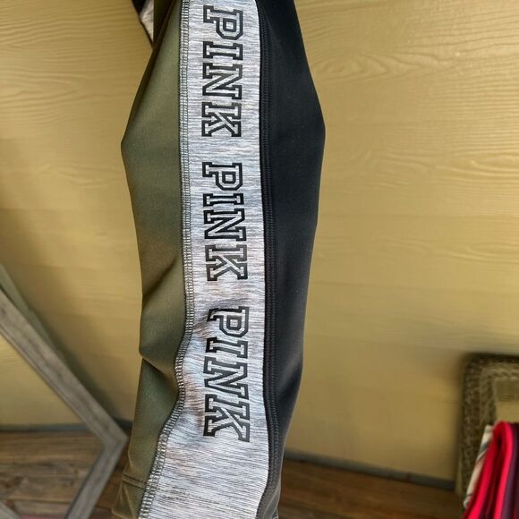 Awesome VS Pink Green Athletic Leggings Large Excellent Condition - Picture 5 of 5